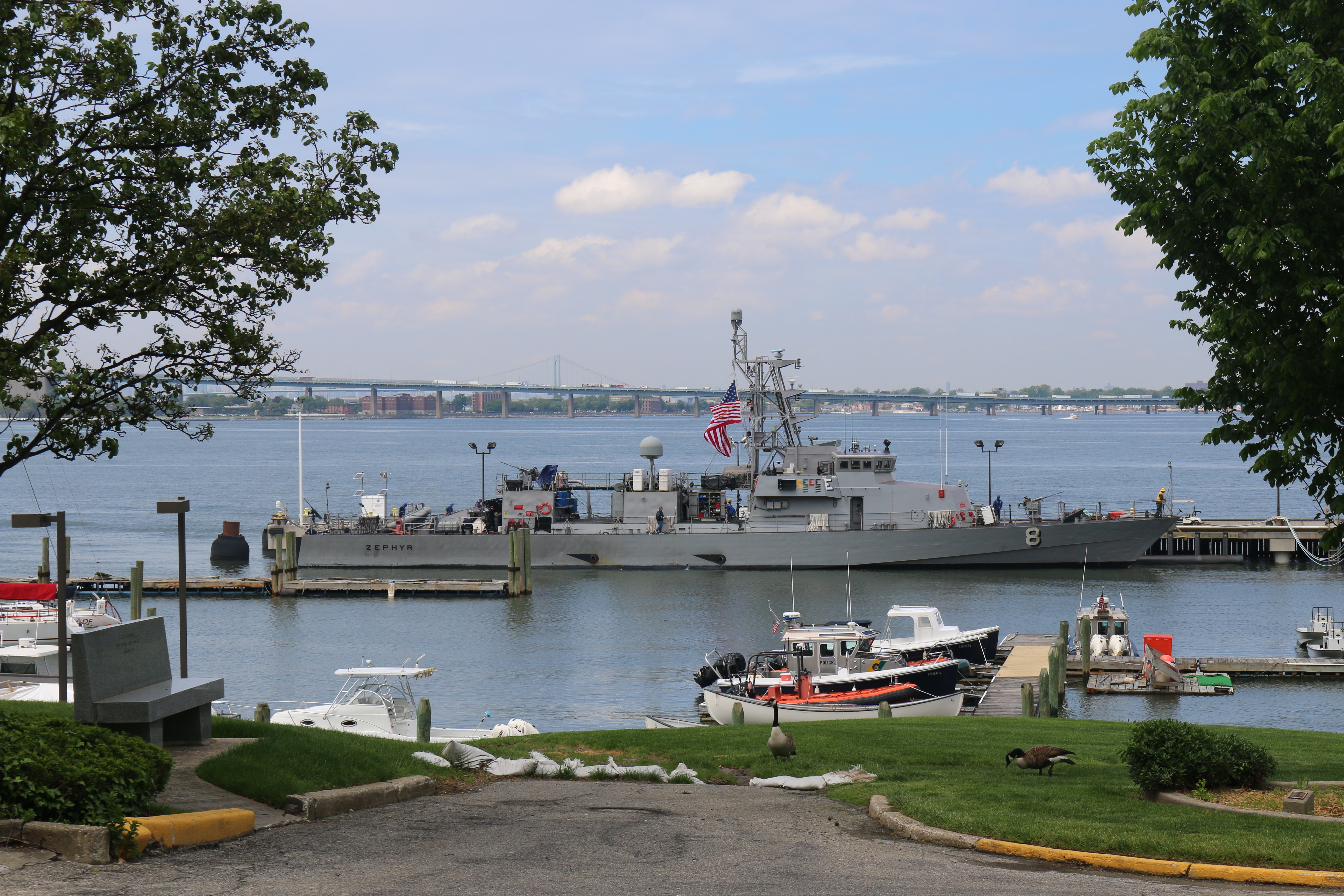 USS Zephyr arrives at USMMA for Fleet Week NYC 2017